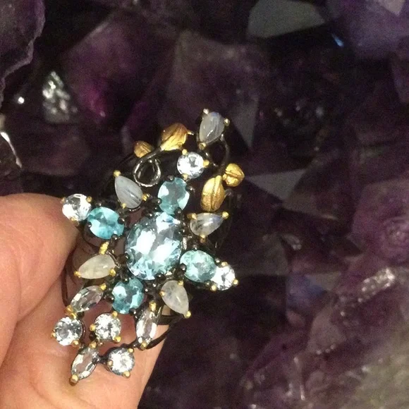 Awesome Genuine Blue Topaz & Moonstone Ring